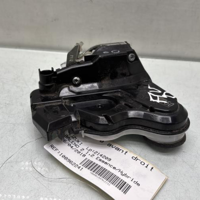 Serrure avant droit SUZUKI BALENO 2 Photo n°2