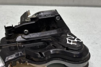 Serrure avant droit SUZUKI BALENO 2