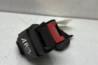 Attache ceinture arriere gauche RENAULT CLIO 2 CAMPUS