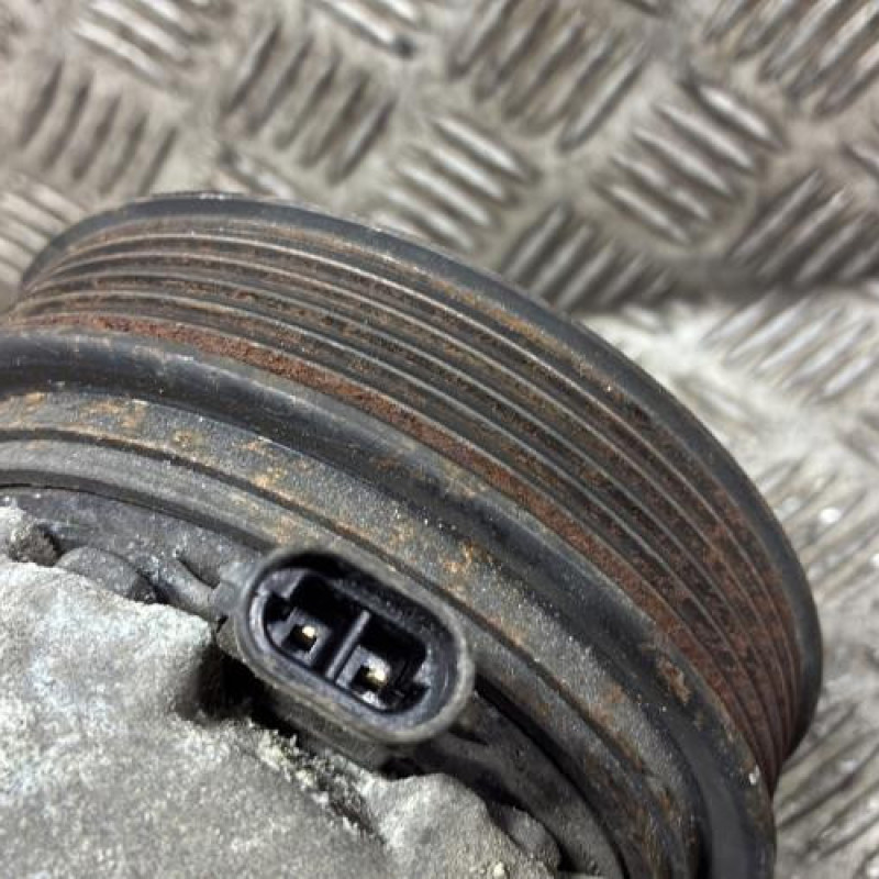 Compresseur clim RENAULT MEGANE 2 Photo n°4