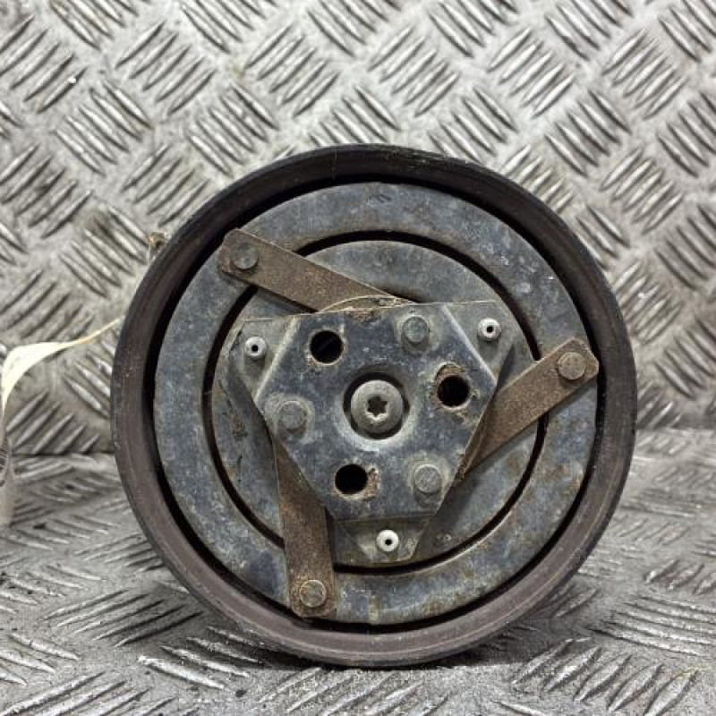 Compresseur clim RENAULT MEGANE 2 Photo n°5