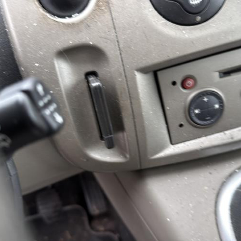 Compresseur clim RENAULT SCENIC 2 Photo n°20