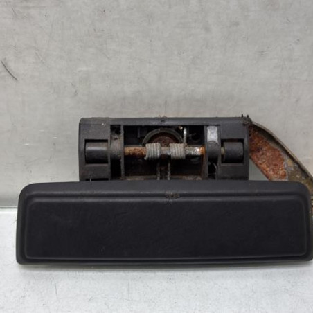 Poignee porte avant gauche PEUGEOT 205 Photo n°1