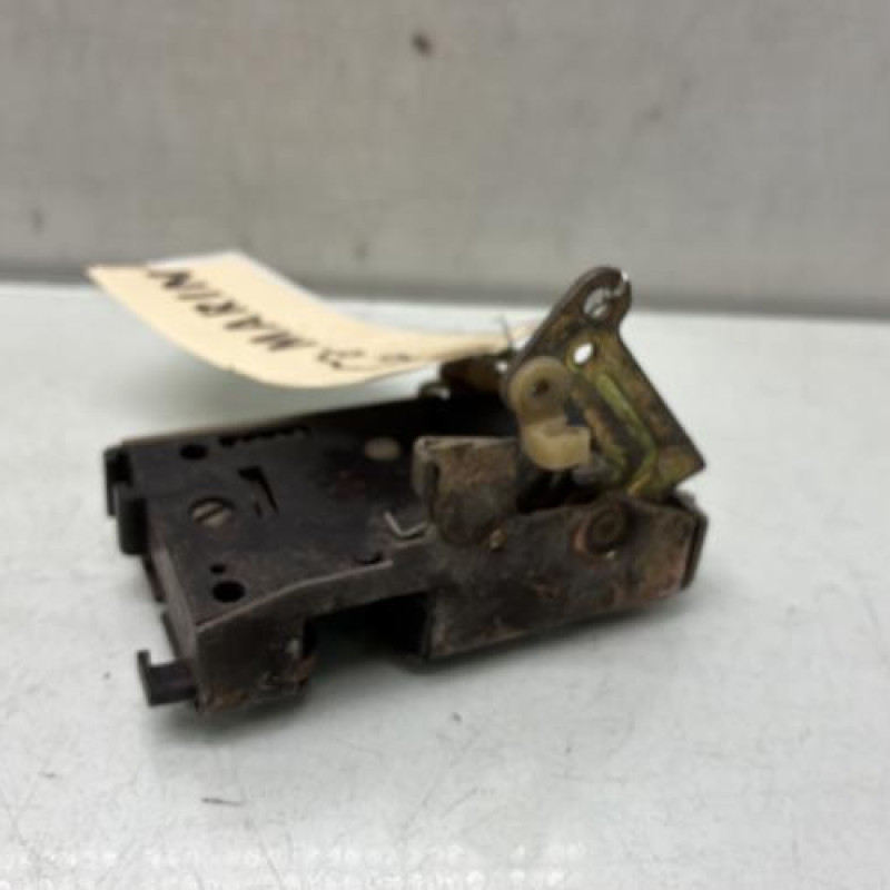 Serrure avant droit PEUGEOT 205 Photo n°3