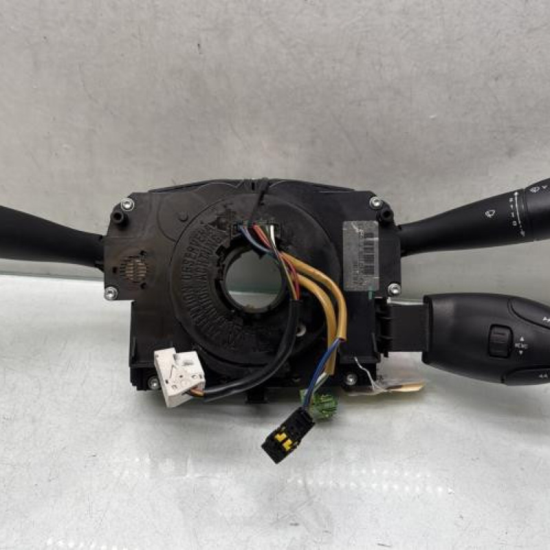 Com (Bloc Contacteur Tournant+Commodo Essuie Glace+Commodo Phare) PEUGEOT 207 Photo n°1