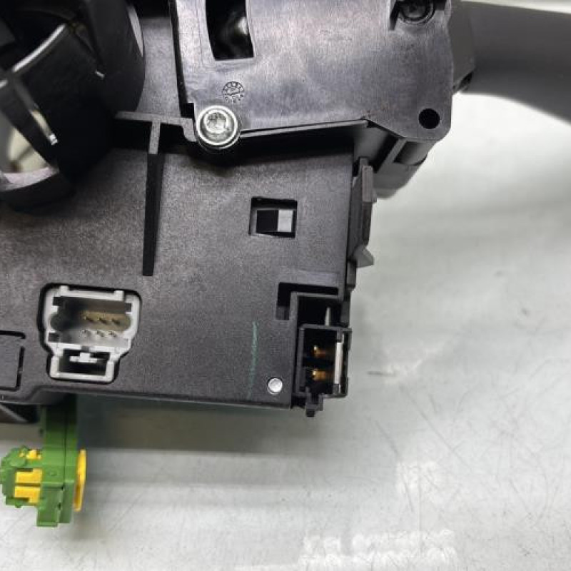 Com (Bloc Contacteur Tournant+Commodo Essuie Glace+Commodo Phare) PEUGEOT 207 Photo n°8