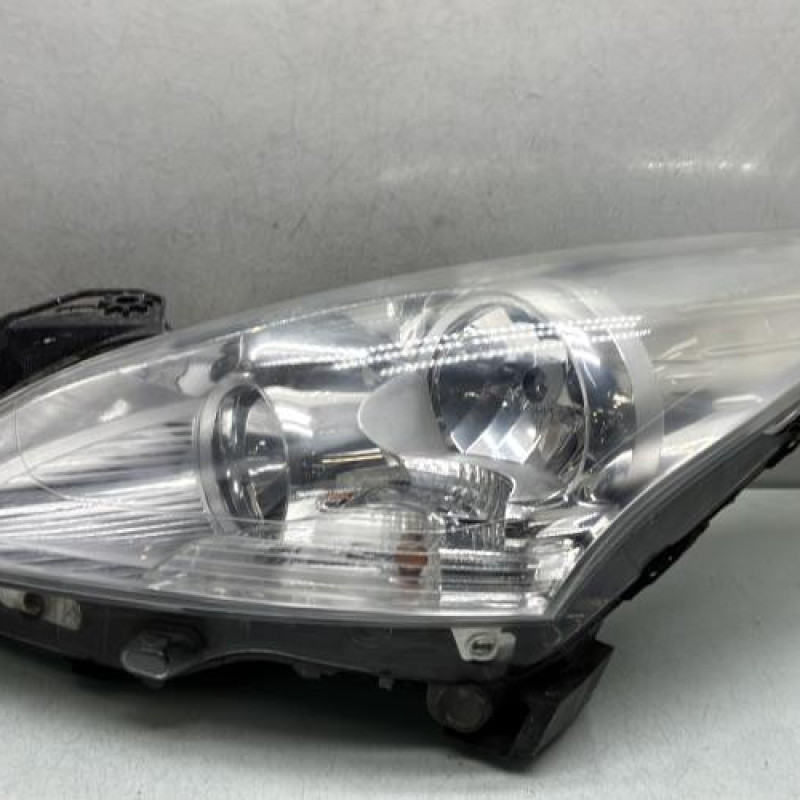 Optique avant principal gauche (feux)(phare) PEUGEOT 5008 1 Photo n°1