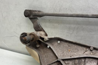 Moteur essuie glace avant RENAULT LAGUNA 2