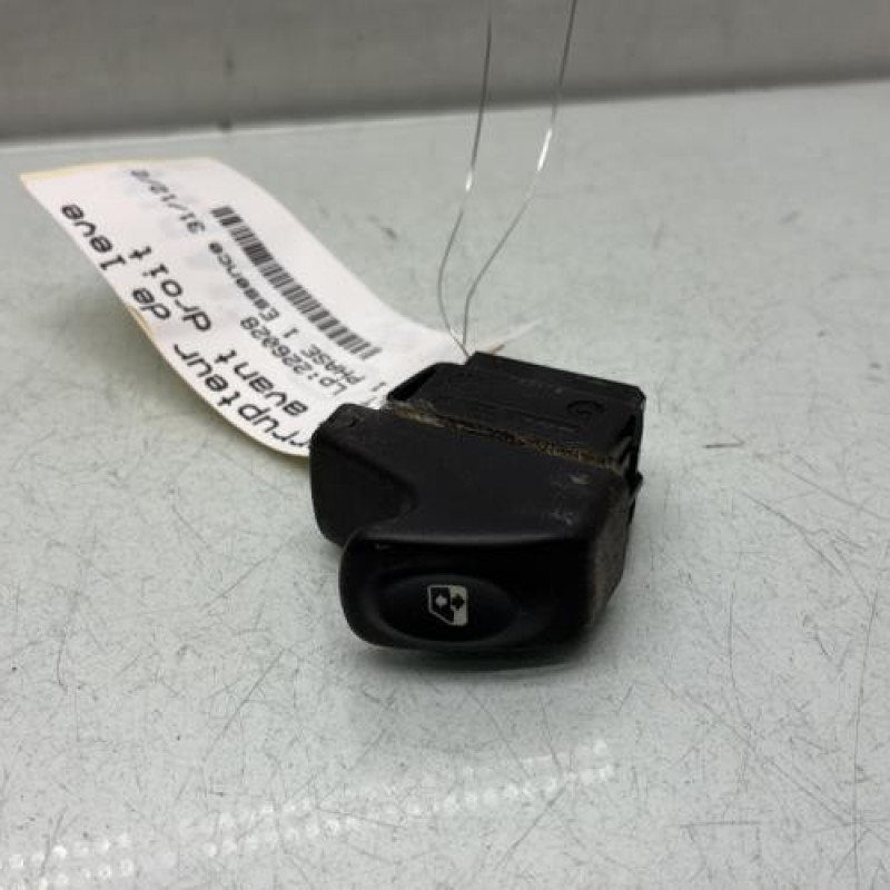 Interrupteur de leve vitre avant droit RENAULT KANGOO 1 Photo n°1