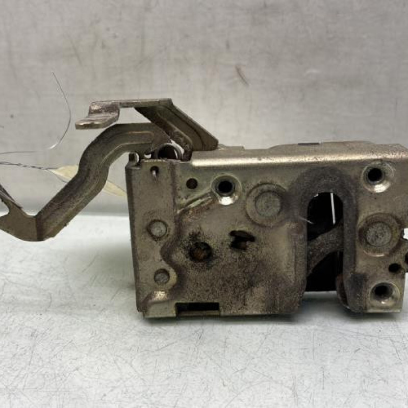 Serrure avant droit CITROEN AX Photo n°1