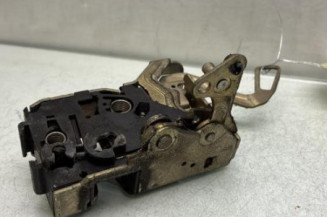 Serrure avant droit CITROEN AX