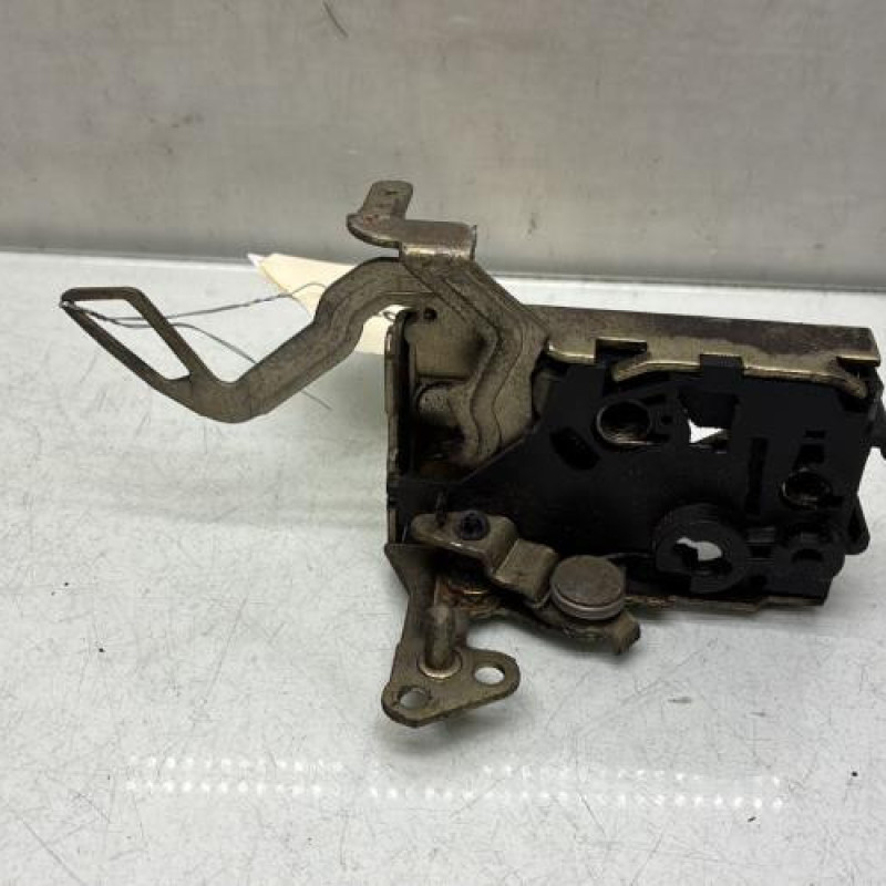 Serrure avant gauche CITROEN AX Photo n°2