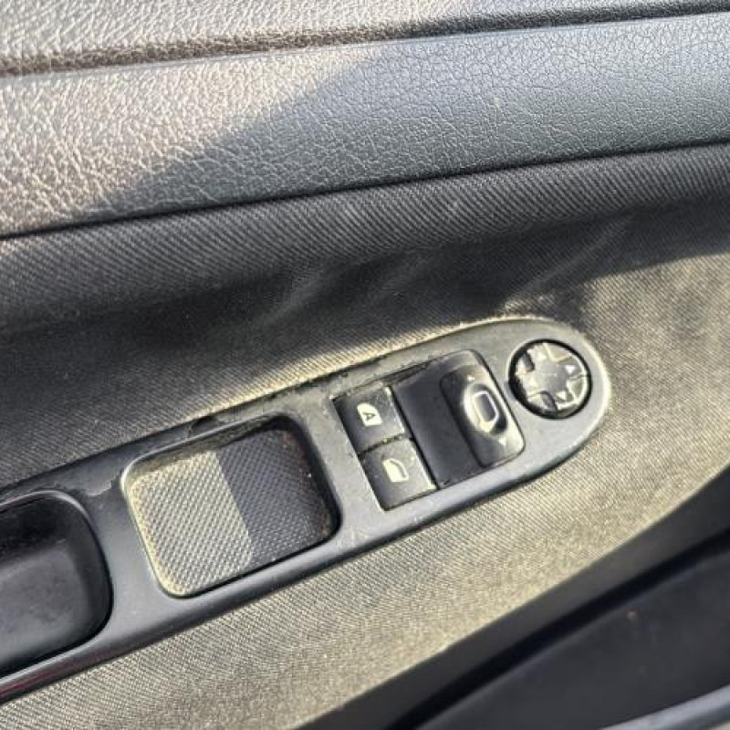 Optique avant principal gauche (feux)(phare) PEUGEOT 207 Photo n°16