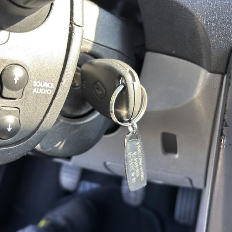 Boite de vitesses RENAULT CLIO 3 Photo n°7