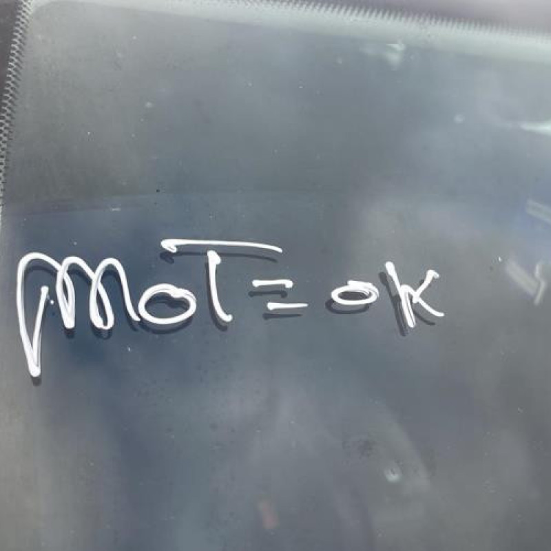 Moteur essuie glace arriere MERCEDES CLASSE B 245 Photo n°9