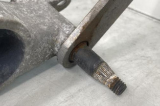 Moteur essuie glace avant MERCEDES CLASSE B 245