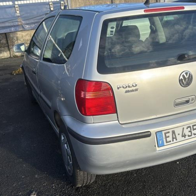 Moteur essuie glace arriere VOLKSWAGEN POLO 3 Photo n°10
