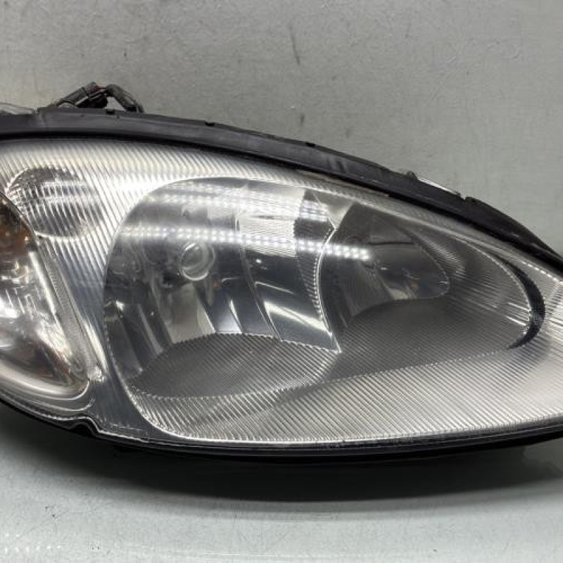 Optique avant principal droit (feux)(phare) CHRYSLER PT CRUISER Photo n°1