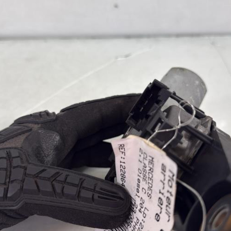 Moteur essuie glace arriere MERCEDES CLASSE C 204 Photo n°4