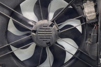 Moto ventilateur radiateur MERCEDES CLASSE C 204 Photo n°1