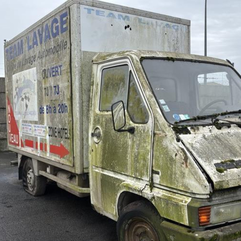 Optique avant secondaire gauche (feux)(clignotant) RENAULT MASTER 1 Photo n°5