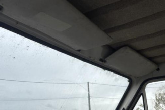 Optique avant secondaire gauche (feux)(clignotant) RENAULT MASTER 1