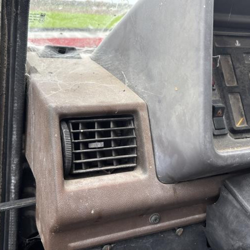 Optique avant secondaire gauche (feux)(clignotant) RENAULT MASTER 1 Photo n°16