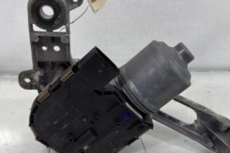Moteur essuie glace avant droit FORD FOCUS 3