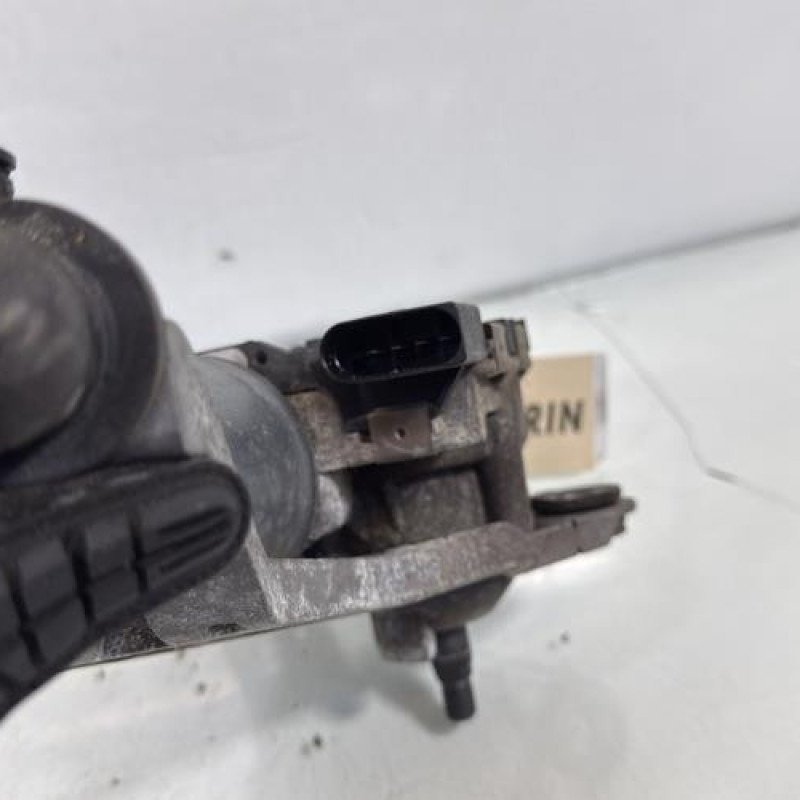 Moteur essuie glace avant gauche FORD FOCUS 3 Photo n°3