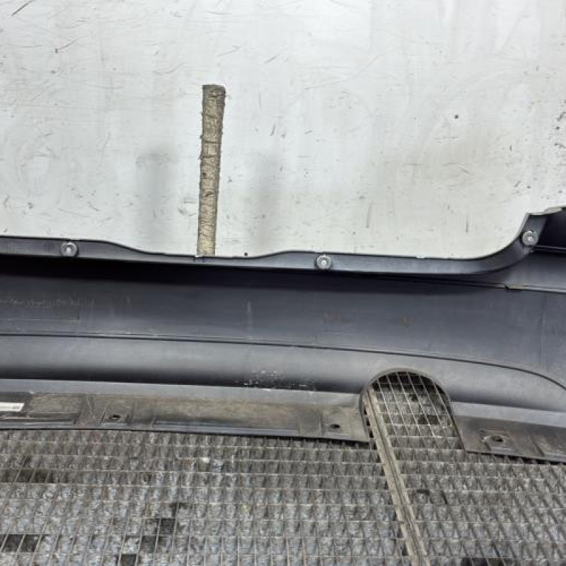 Pare choc arriere MERCEDES CLASSE A 169 Photo n°5