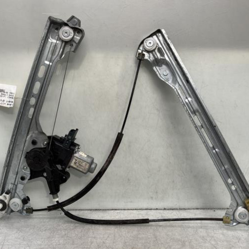 Leve vitre electrique avant droit RENAULT MEGANE 4 Photo n°1