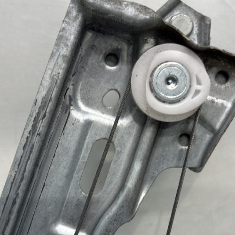 Leve vitre electrique avant droit RENAULT MEGANE 4 Photo n°4