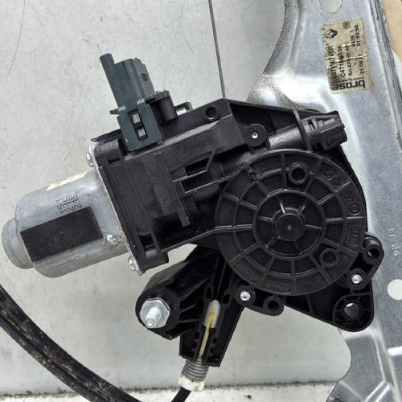 Leve vitre electrique avant droit RENAULT MEGANE 4 Photo n°12