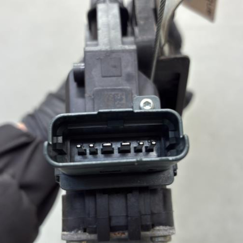 Leve vitre electrique avant gauche RENAULT MEGANE 4 Photo n°11