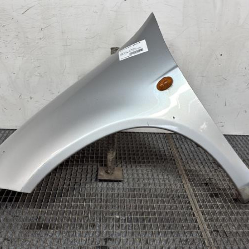 Aile avant gauche CHRYSLER NEON Photo n°1