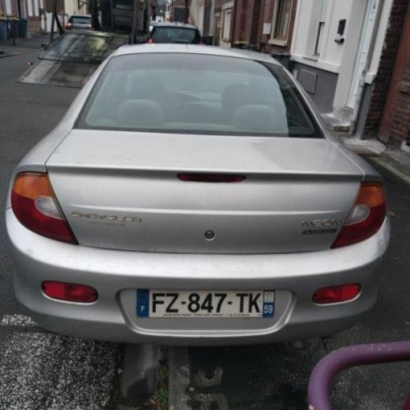 Aile avant gauche CHRYSLER NEON Photo n°13