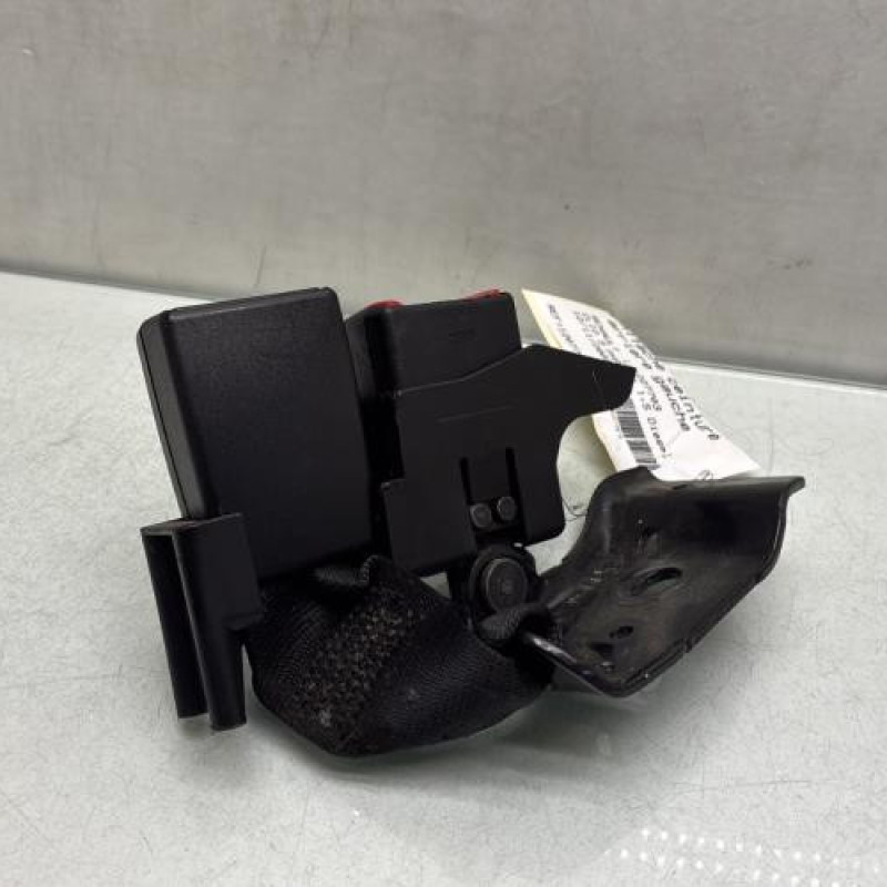 Attache ceinture arriere gauche RENAULT CLIO 3 Photo n°2