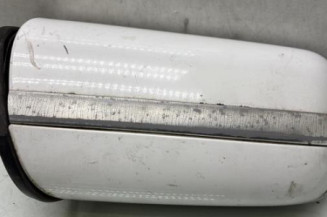 Retroviseur gauche MERCEDES CLASSE E 210