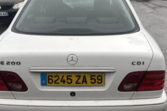 Retroviseur gauche MERCEDES CLASSE E 210