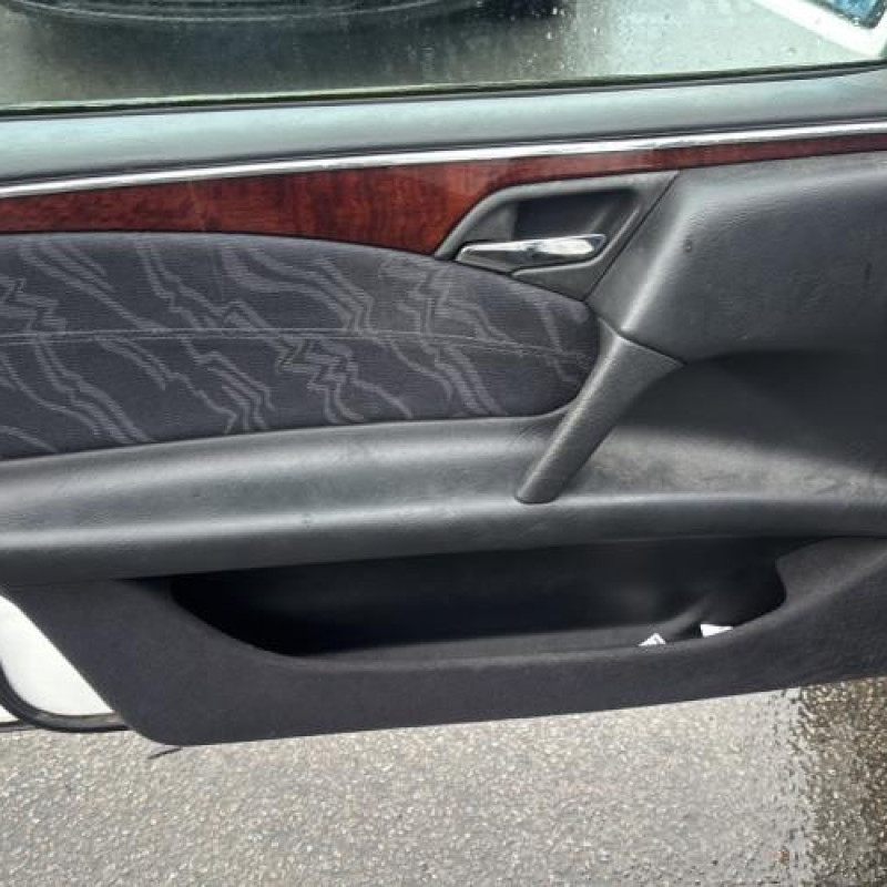 Retroviseur gauche MERCEDES CLASSE E 210 Photo n°13