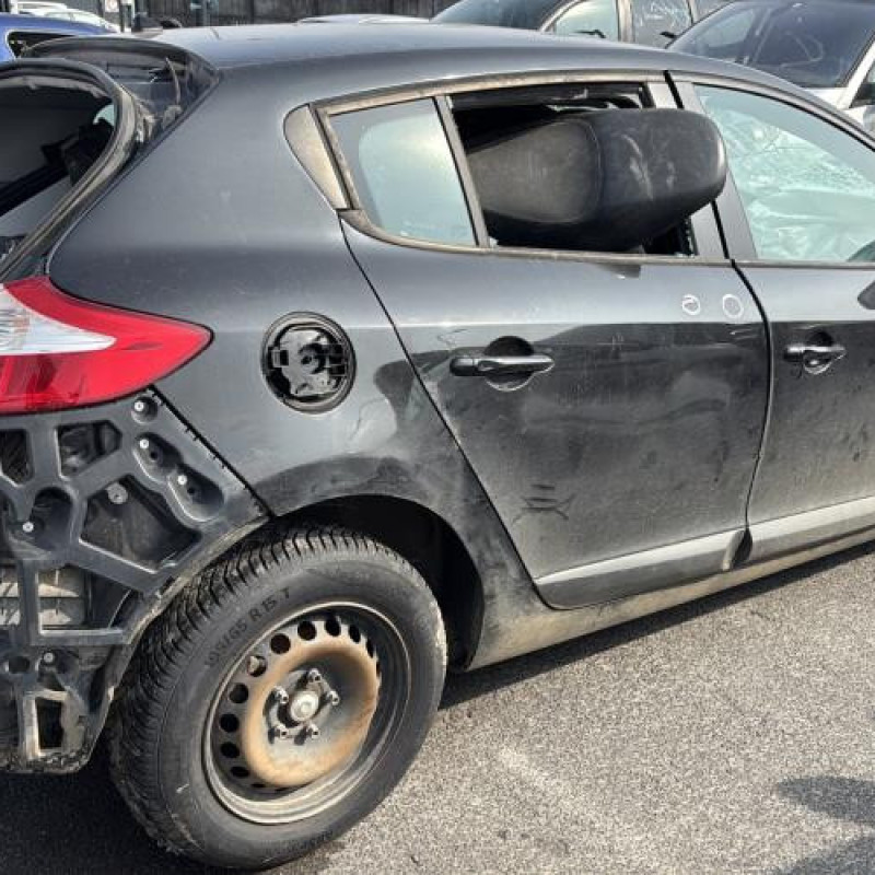 Retroviseur droit RENAULT MEGANE 3 Photo n°11