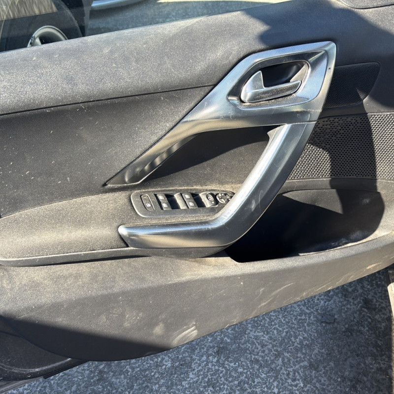 PEUGEOT 2008 1 PHASE 1 1.2 PURETECH - 12V TURBO Photo n°22