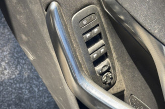 PEUGEOT 2008 1 PHASE 1 1.2 PURETECH - 12V TURBO