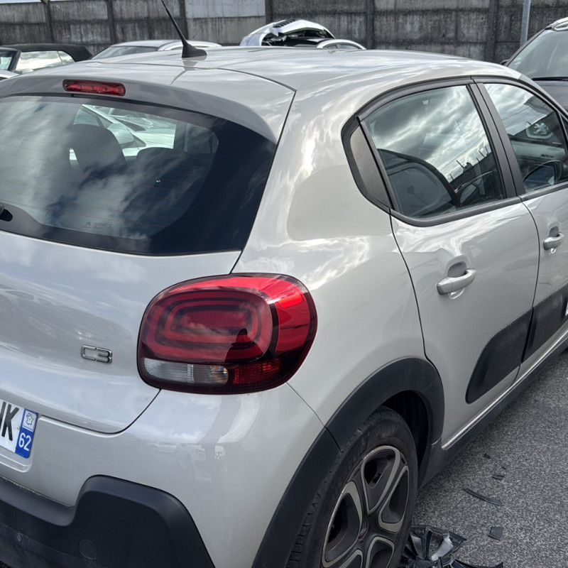 CITROEN C3 3 PHASE 2 1.5 BLUE HDI - 16V TURBO Photo n°14