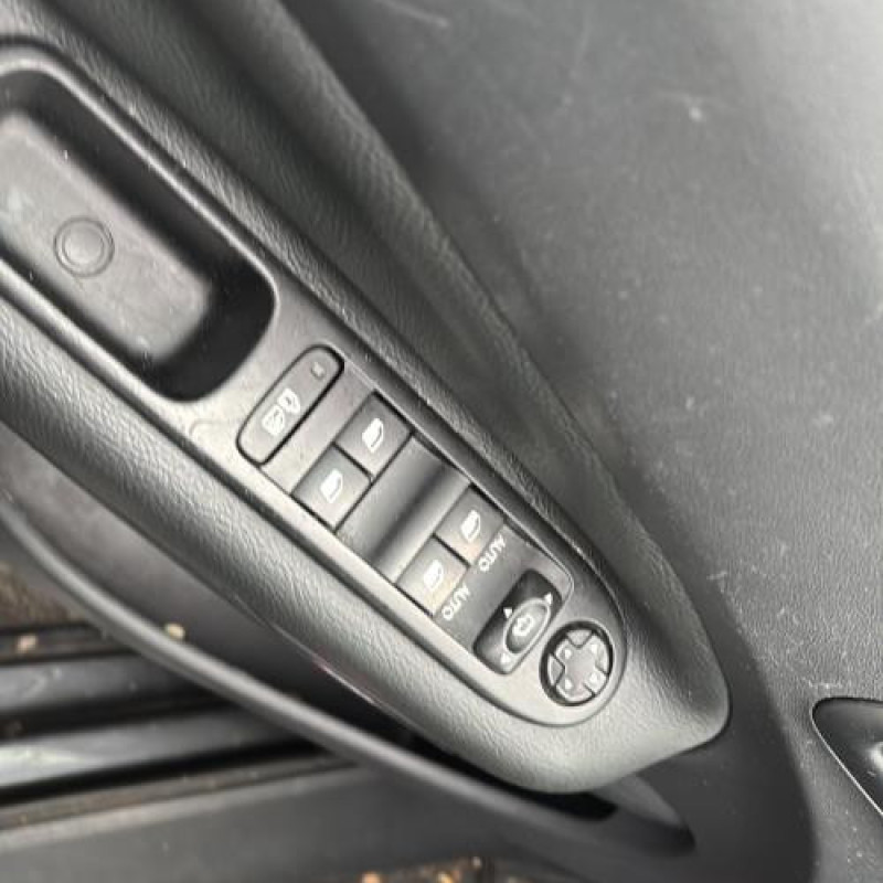 Serrure arriere droit CITROEN C3 PICASSO Photo n°10