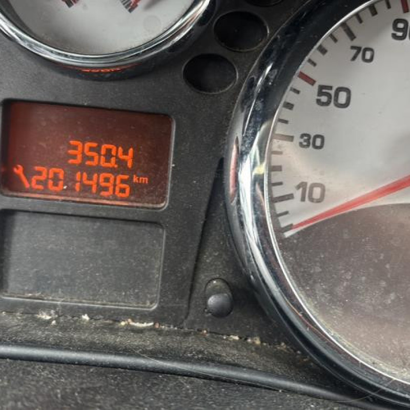 Reservoir essence PEUGEOT 207 Photo n°20