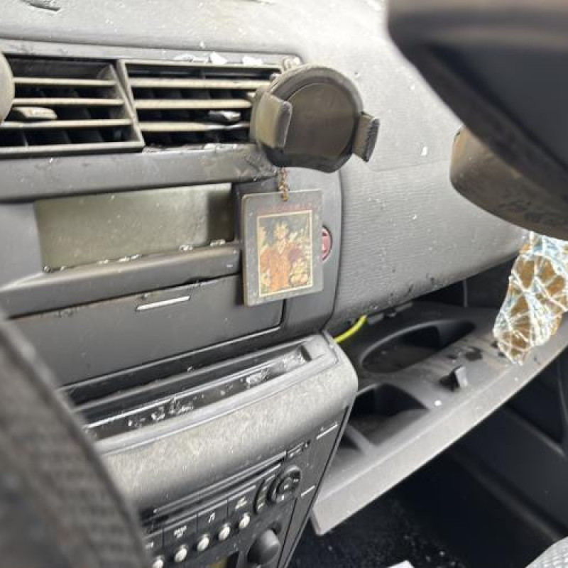 Pompe de direction CITROEN C4 1 Photo n°9