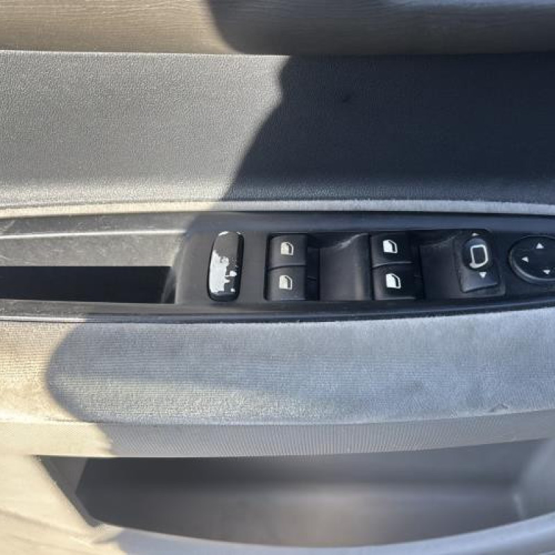 Pompe de direction CITROEN C4 1 Photo n°10