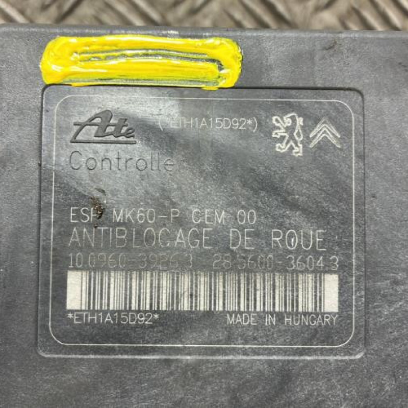 Bloc ABS (freins anti-blocage) CITROEN DS3 Photo n°2