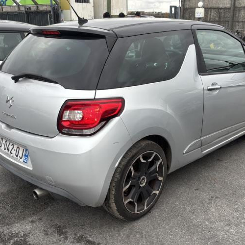 Plage arriere CITROEN DS3 Photo n°3